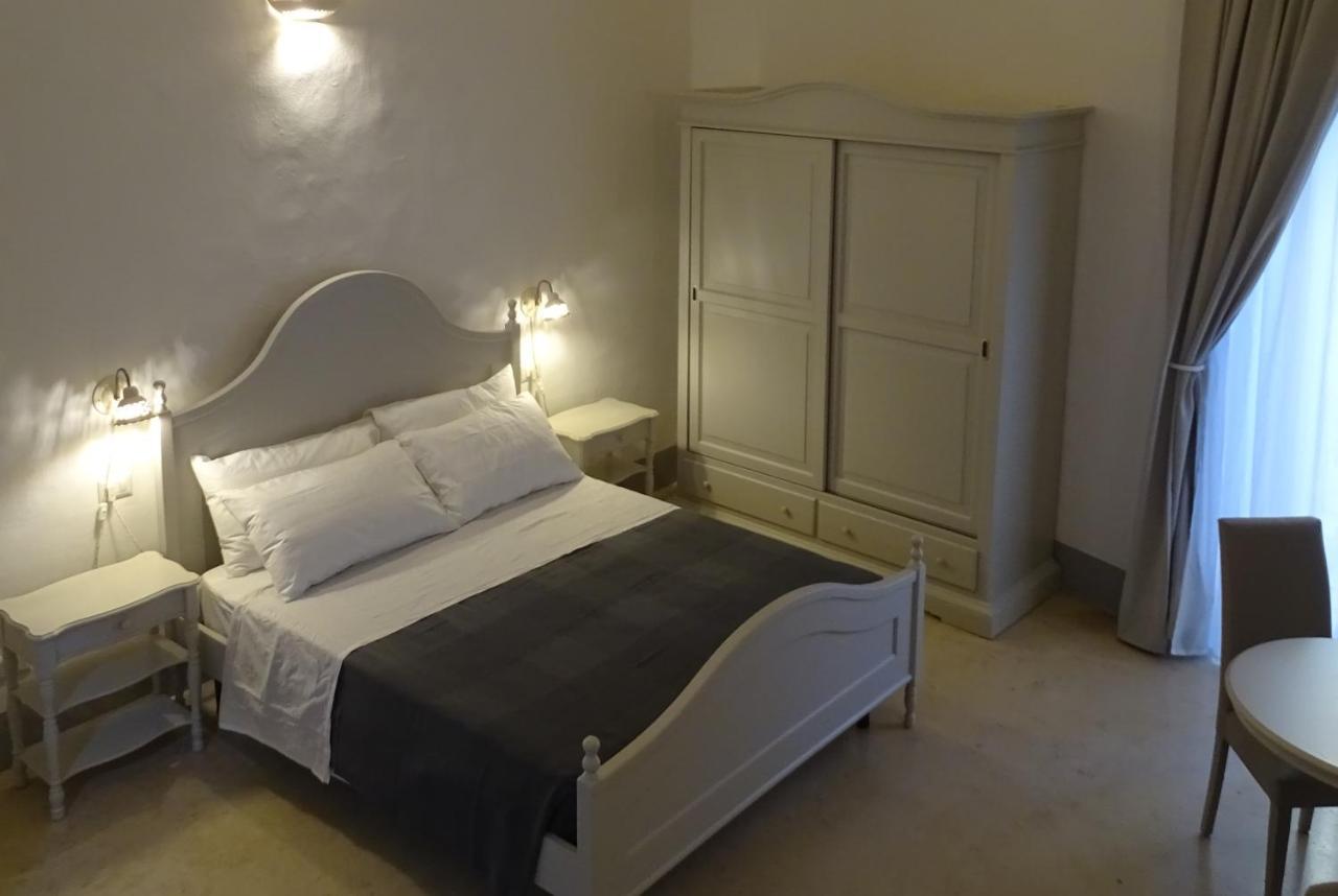 Le Finestre Su Porta Carrese - Luxury Rooms Matino Εξωτερικό φωτογραφία